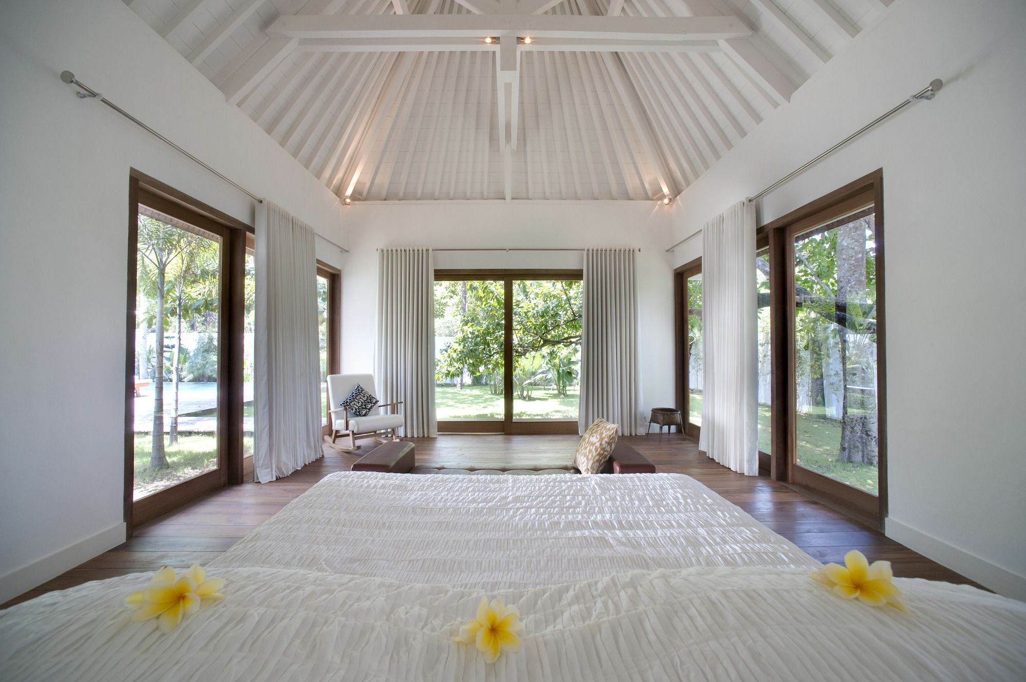 Villa Liola By Exotiq Villa Holidays Seminyak  Bagian luar foto